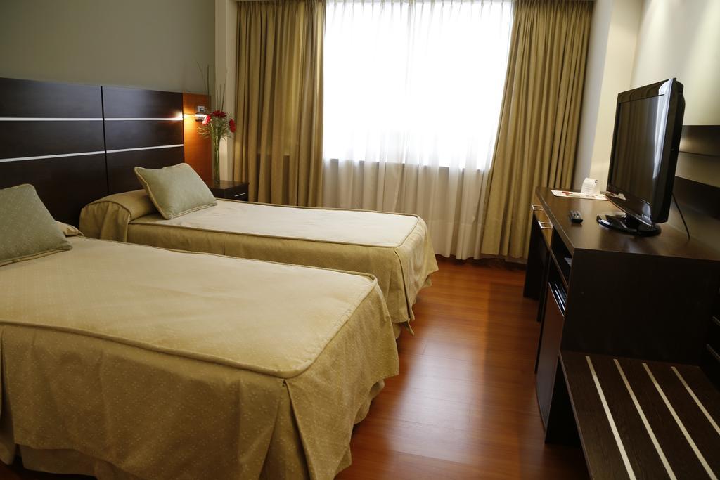 Hotel Corregidor La Plata Kültér fotó