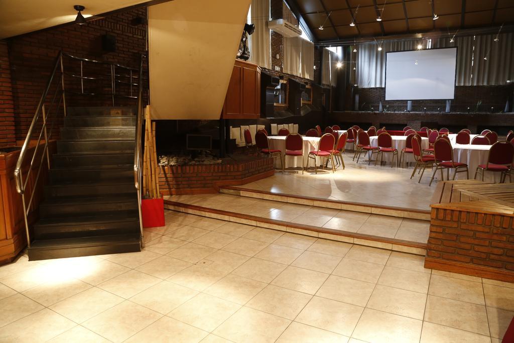 Hotel Corregidor La Plata Kültér fotó